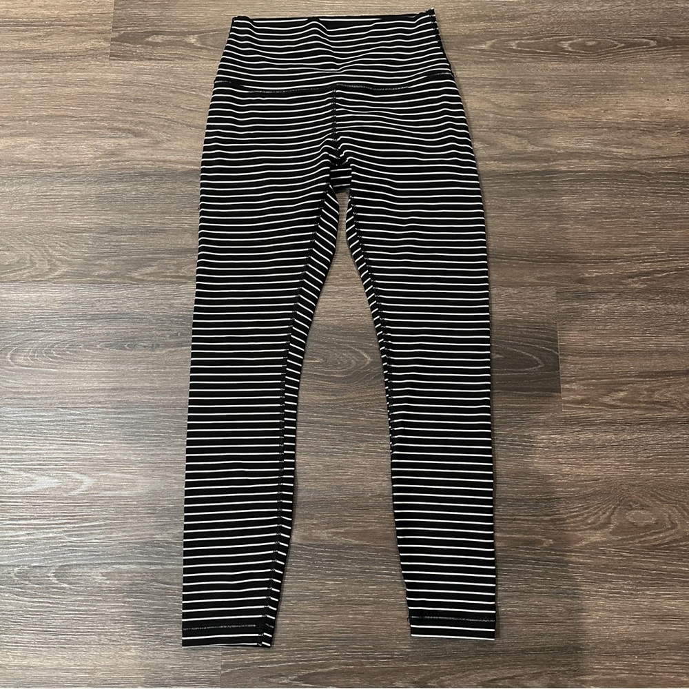 Lululemon Wunder Under High Rise Tights 28" Parallel Stripe Black & White sz 6